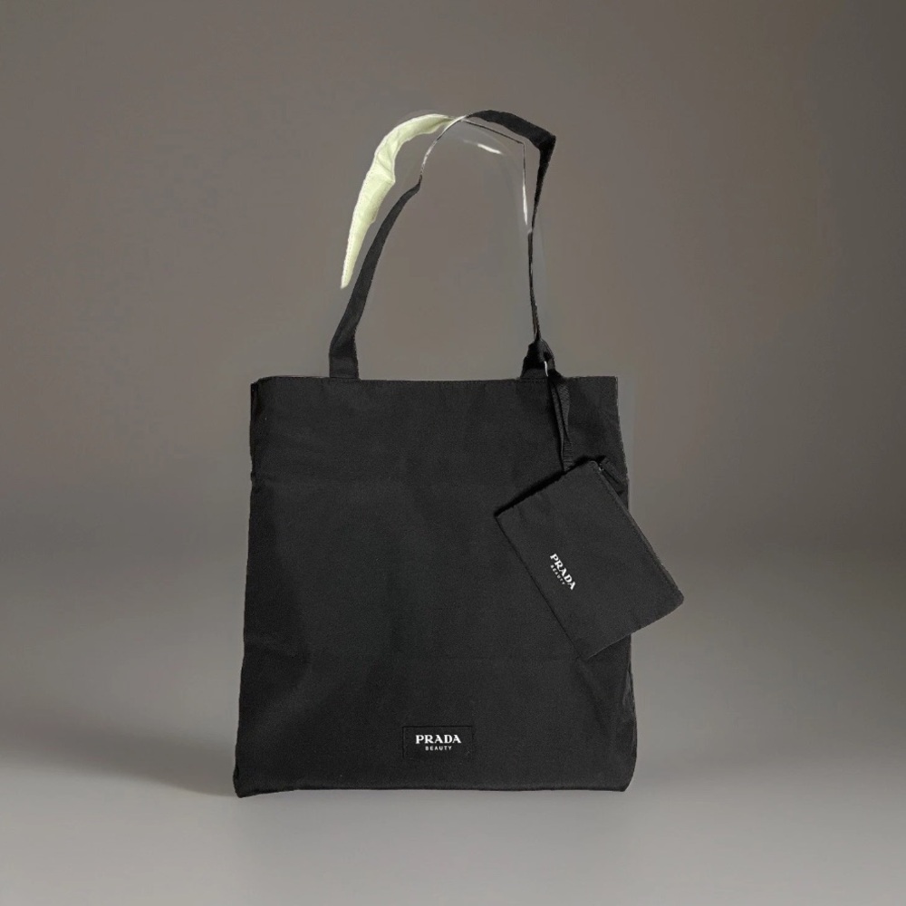 NEW Prada Beauty Reversible Large Tote Mint Green Black Nylon Tote Bag + Pouch - Picture 5 of 11